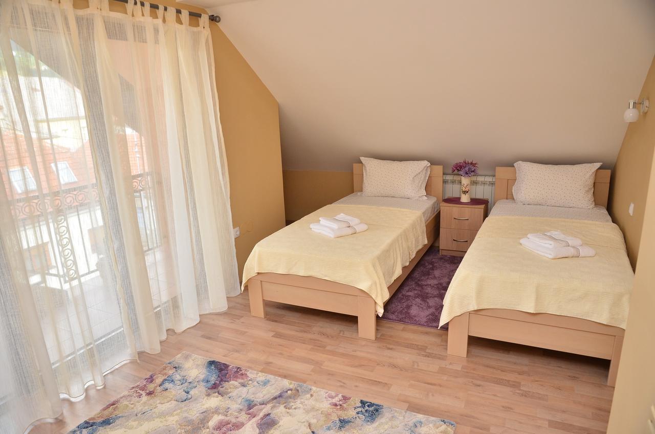 Apartmani Milosevic Ivanjica Esterno foto